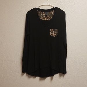 Long sleeve black tee